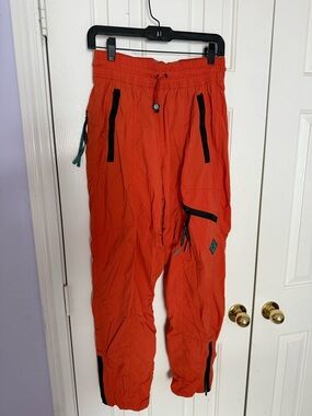REI + outdoor Afro Neon Orange Outdoor Zip-Accent Pants